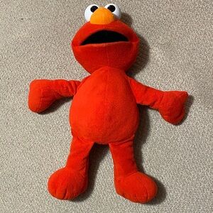 Fisher price large Elmo stuffed plush doll. Vintage 2002